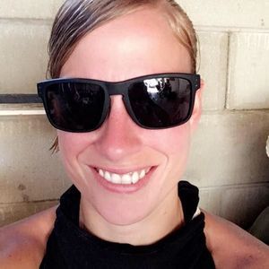 Meet your Posher, Courtney